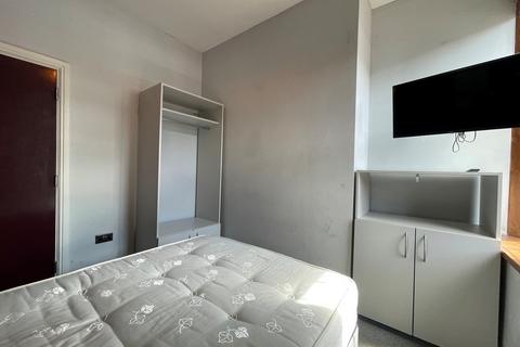 1 bedroom in a house share to rent, Pontefract Road , Barnsley, S71 1EZ