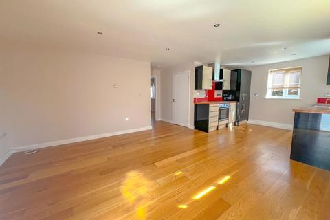 undefined, Gilberts Lane SN6