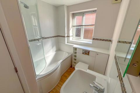 undefined, Gilberts Lane SN6