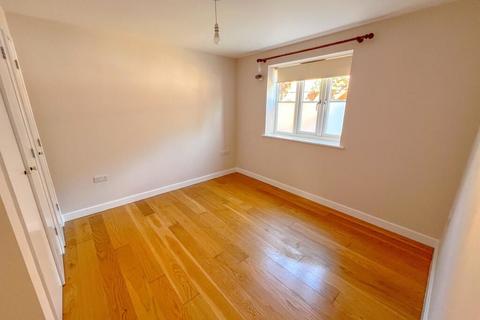 undefined, Gilberts Lane SN6