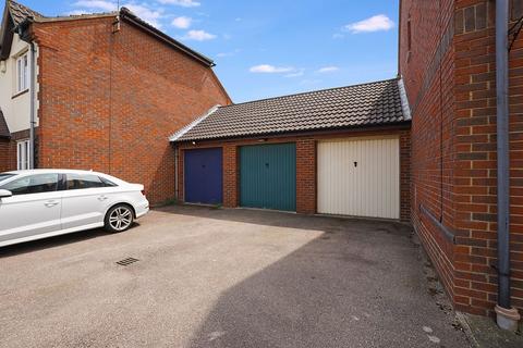25 Howlsmere Close, Halling, Rochester, ME2 1NF