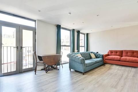 2 bedroom flat for sale, Bishops Hall, Kingston, Kingston Upon Thames, KT1
