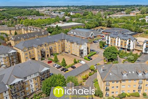 2 bedroom apartment for sale, Clarendon Way, Colchester, CO1