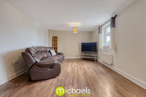 2 bedroom apartment for sale, Clarendon Way, Colchester, CO1