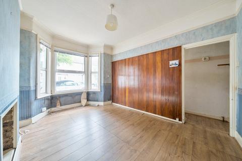 2 bedroom maisonette for sale, Felmingham Road, London, SE20