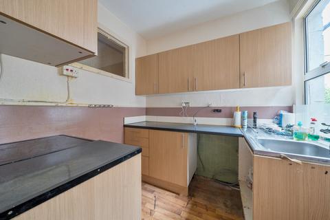 2 bedroom maisonette for sale, Felmingham Road, London, SE20