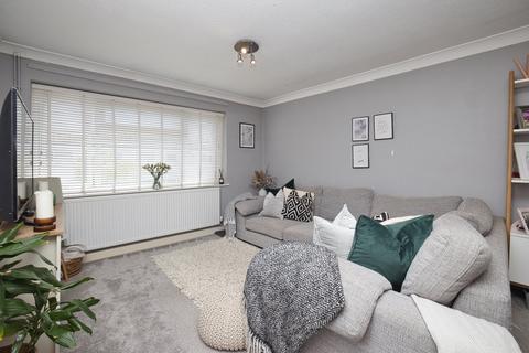 2 bedroom flat for sale, Linley Road, Broadstairs, Kent, CT10