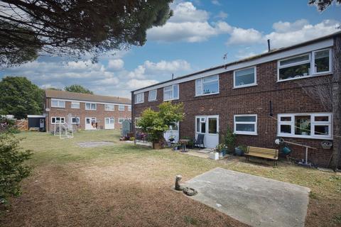 2 bedroom flat for sale, Linley Road, Broadstairs, Kent, CT10