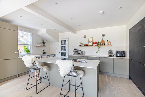 6 Fruin Road, Glasgow, G15 6SQ