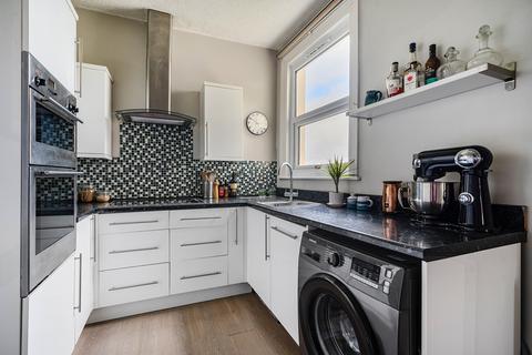 2 bedroom maisonette for sale, Station Road, Bristol BS7