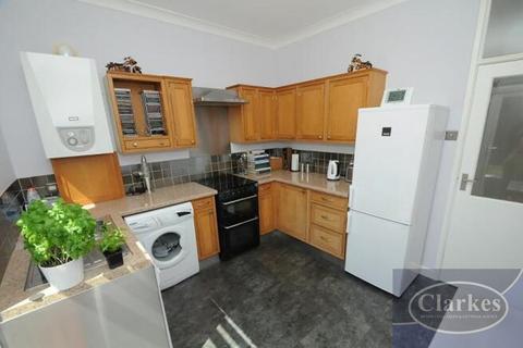 1 bedroom flat for sale, Alma Road, Winton, Bournemouth, Dorset