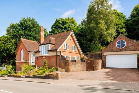 4 bedroom property for sale, Town Hill, Lamberhurst