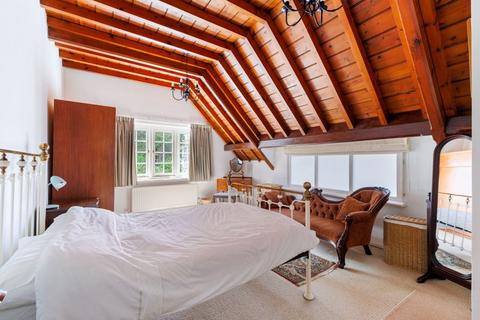 4 bedroom property for sale, Town Hill, Lamberhurst