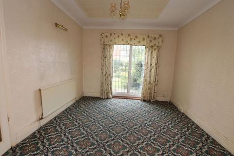 3 bedroom terraced house for sale, CROSS COATES ROAD, GRIMSBY