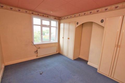 3 bedroom terraced house for sale, CROSS COATES ROAD, GRIMSBY