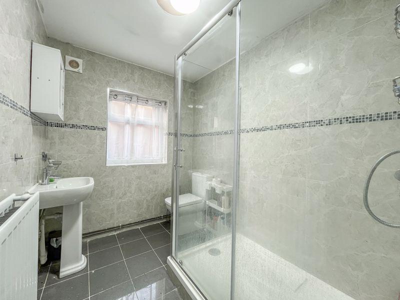 Ground floor shower