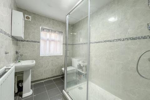 31 Church Road, Oxley, Wolverhampton, WV10 6AB