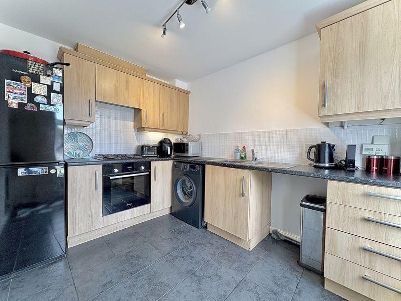 Dining kitchen