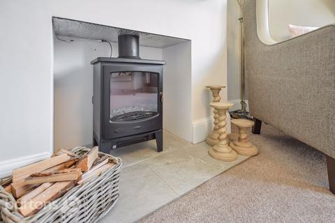 2 bedroom semi-detached house for sale, Sandringham Avenue, WHISTON
