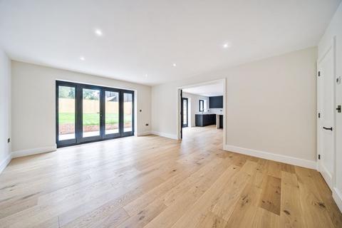 undefined, Standen Street, Iden Green