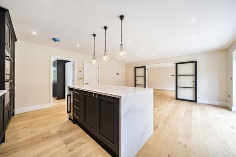 undefined, Standen Street, Iden Green