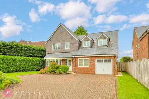 4 bedroom detached house for sale, Broadhalgh Avenue, Rochdale OL11