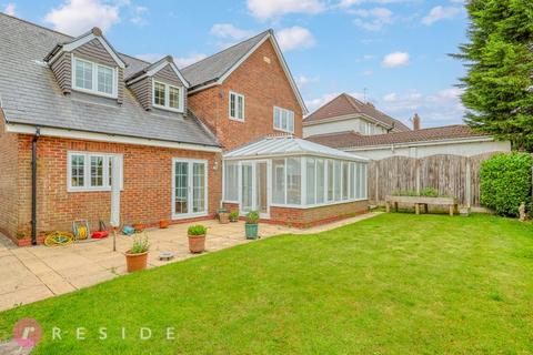 4 bedroom detached house for sale, Broadhalgh Avenue, Rochdale OL11