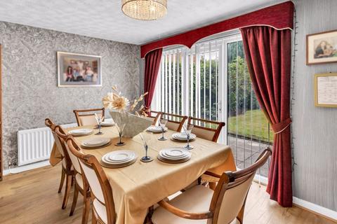 4 bedroom detached house for sale, Sandpiper Close, Bamford, Rochdale, OL11 5QD