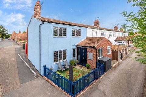 2 bedroom end of terrace house for sale, 37 High Street, Newton on Trent, Lincoln