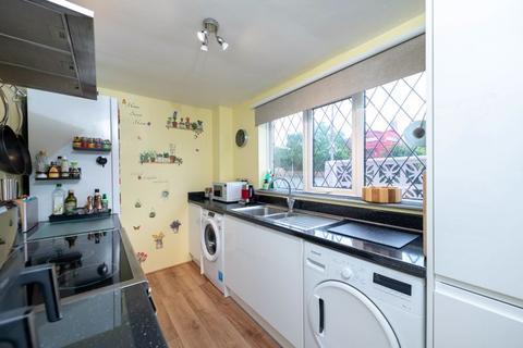2 bedroom end of terrace house for sale, 37 High Street, Newton on Trent, Lincoln