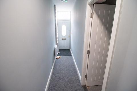 173 Plodder Lane, Farnworth, Bolton, BL4 0BT