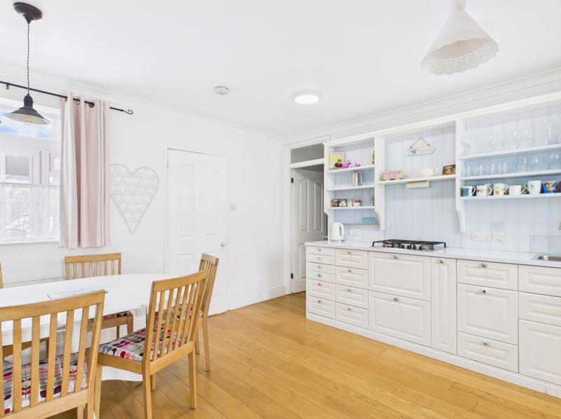 Kitchen diner