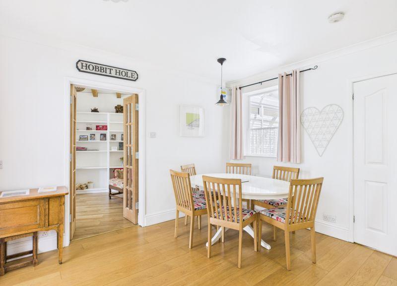 Kitchen diner