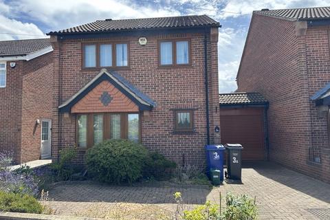 Albert Close, North Grays
