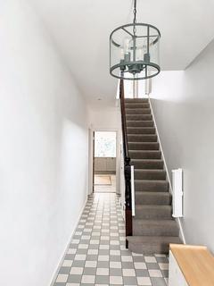 undefined, Beautifully Maintained House Share - Available Now|Wallisdown|£700.00pcm (All Bills Included)