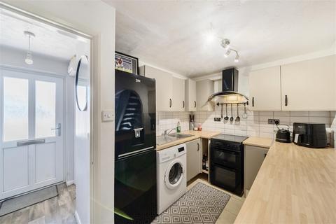 2 bedroom terraced house for sale, College Close, Horncastle, Lincs, LN9 6BY