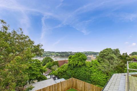 Pendarves Road, Falmouth- River views