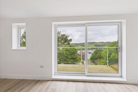 undefined, Pendarves Road, Falmouth - Estuary views