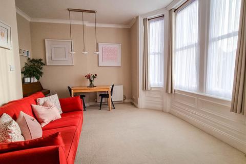 2 bedroom apartment for sale, 16 Percy Road, Boscombe