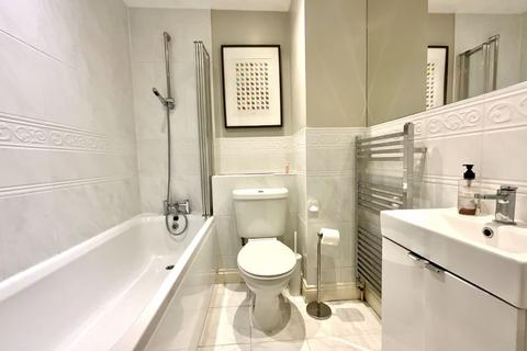 2 bedroom apartment for sale, 16 Percy Road, Boscombe