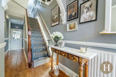 5 bedroom semi-detached house for sale, Woodland Road, Northfield, Birmingham