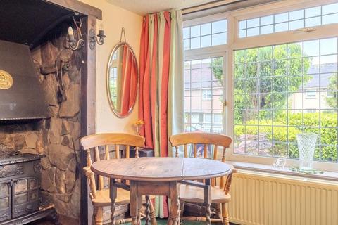 2 bedroom semi-detached house for sale, Larch Avenue, Bishopbriggs, G64 1SZ