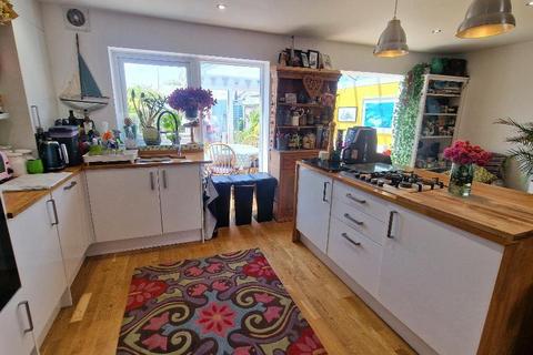 4 bedroom terraced house for sale, Broomlands Close, St Helens, Isle of Wight, PO33 1XH