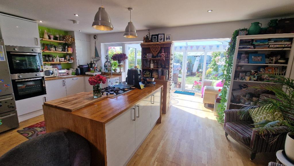 Dining Room to Kitchen