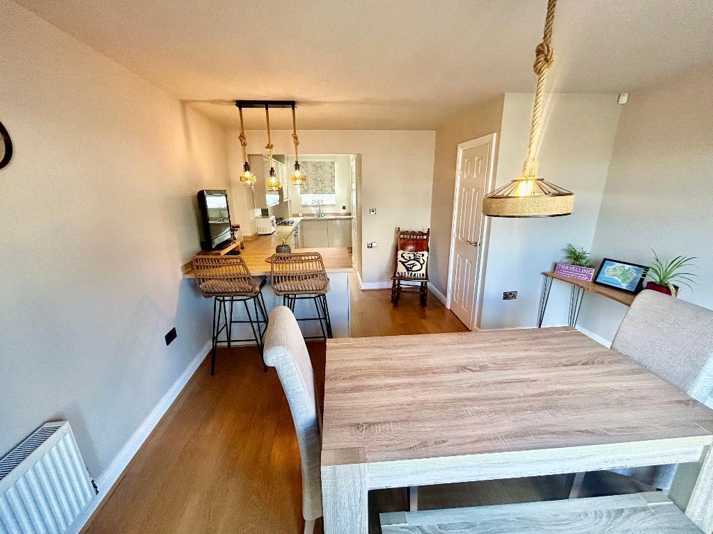 Living/Dining Area