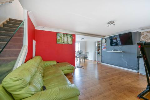 undefined, Minster Way, Langley, Slough, SL3