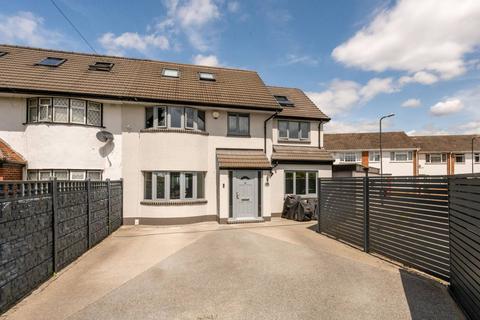undefined, Lower Cippenham Lane, Slough, SL1