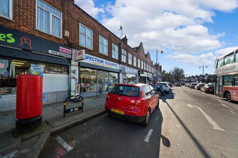 undefined, Croydon Road, Wallington SM6