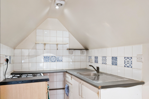 undefined, Croydon Road, Wallington SM6