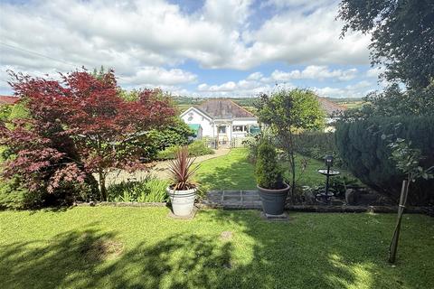 2 bedroom bungalow for sale, Ponthenry Road, Pontyates, Llanelli